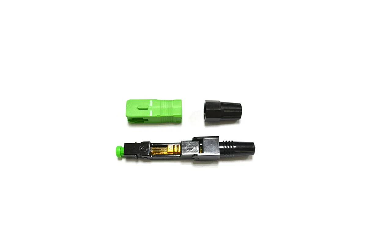 Internal components of a pre-polished SC APC fiber optic fast connector