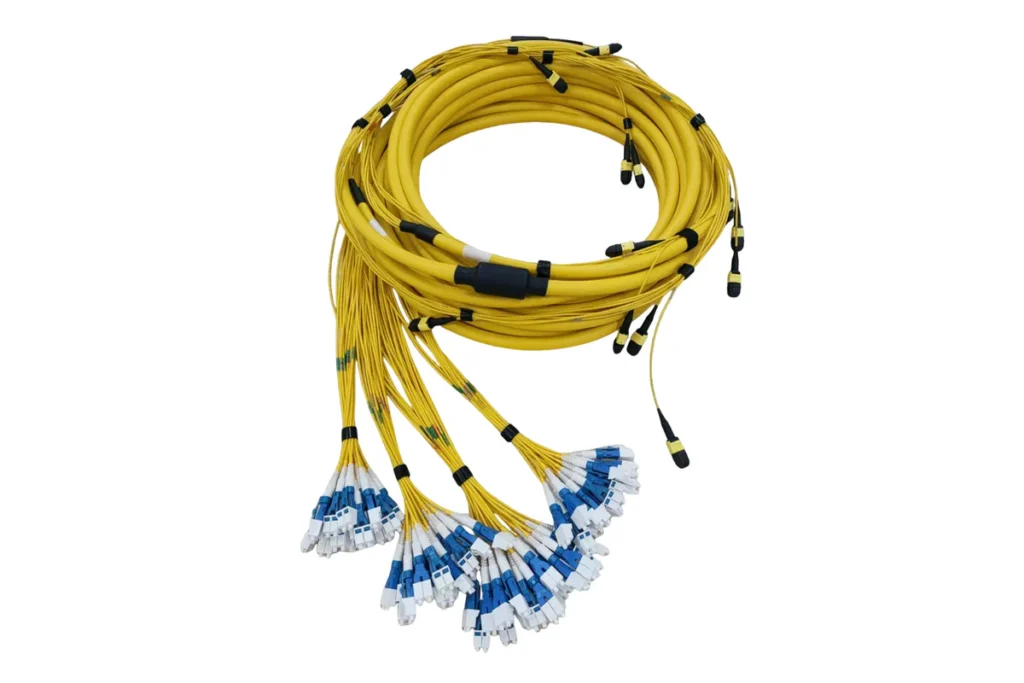 MPO fiber cable assemblies with LC breakout connectors